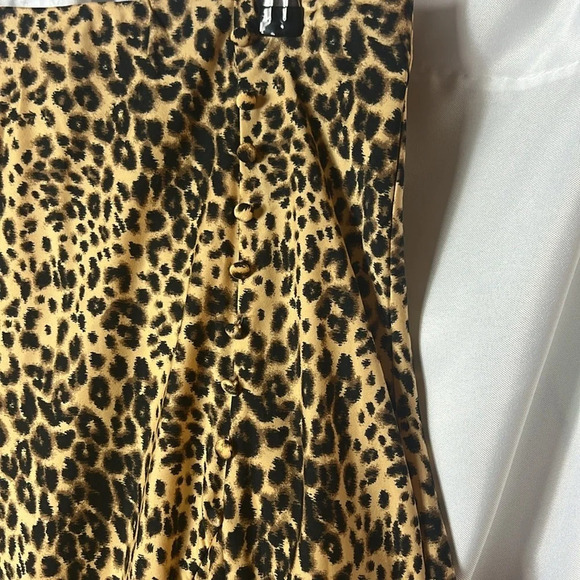 Code Mode Leopard Ruffle Maxi Skirt Size M - Picture 4 of 7